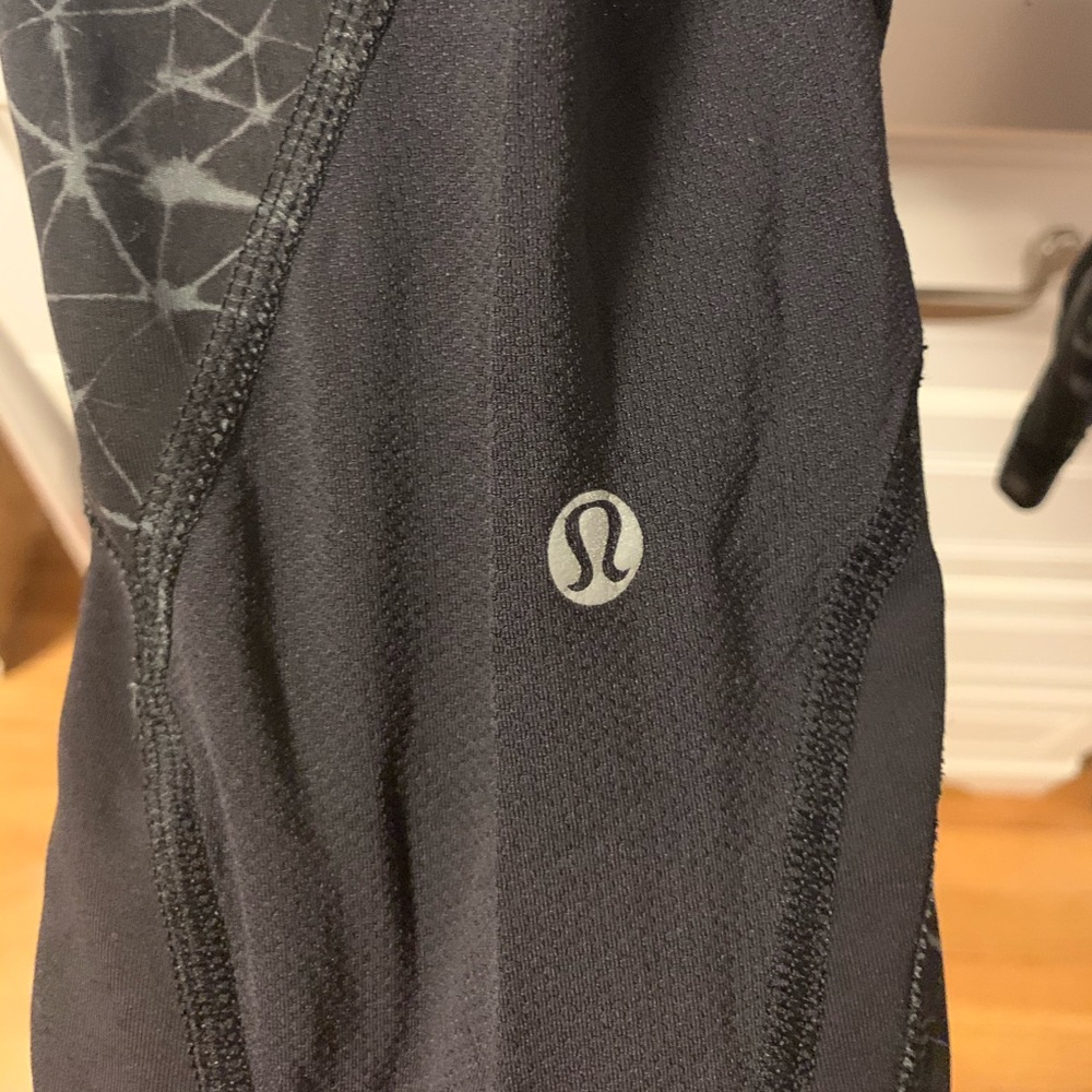 Lululemon size 8 leggings